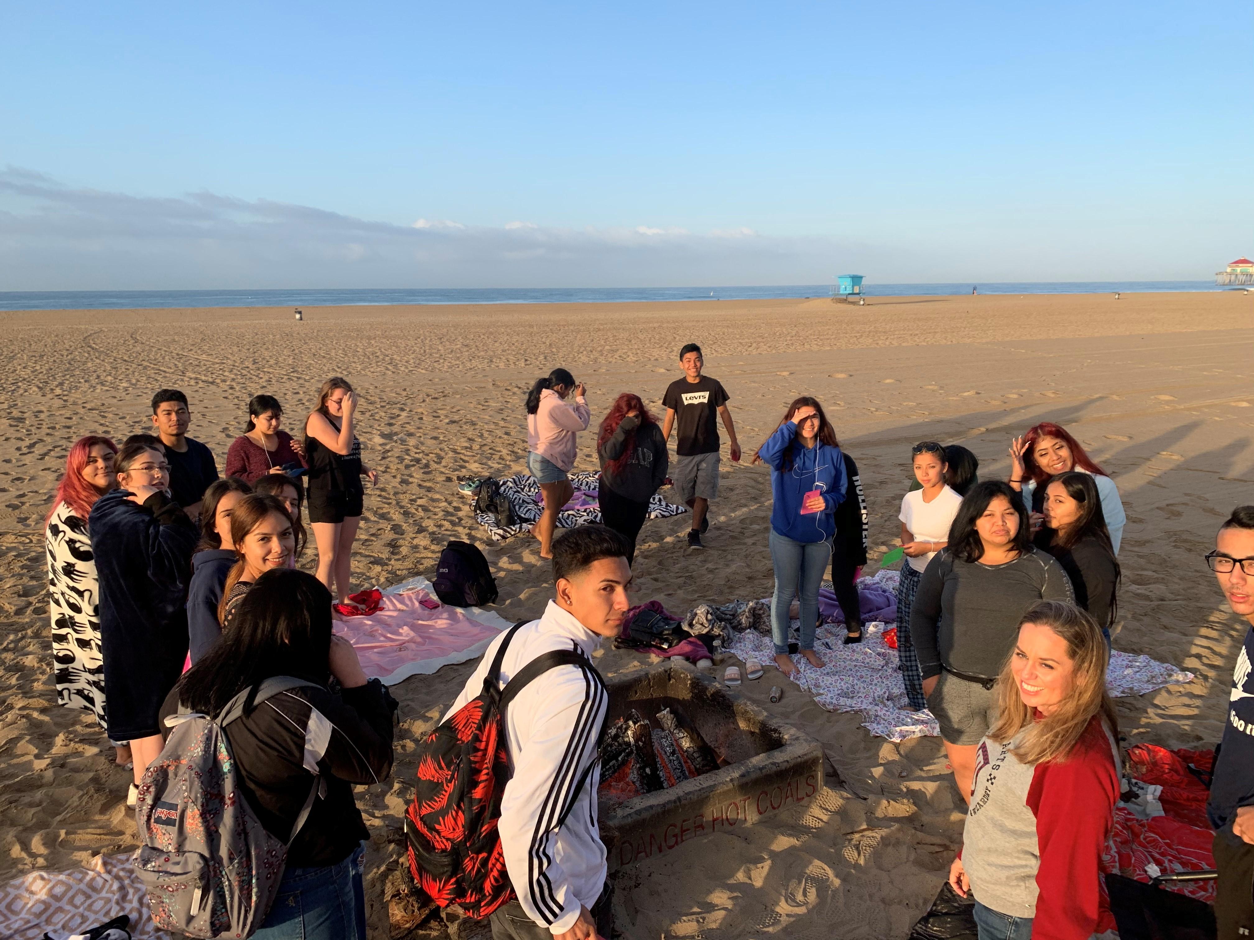 While most of us were still sleeping, SEEO seniors woke up early in the morning to celebrate the start of their final year of high school. #proud2bepusd #SEEO #Pomona